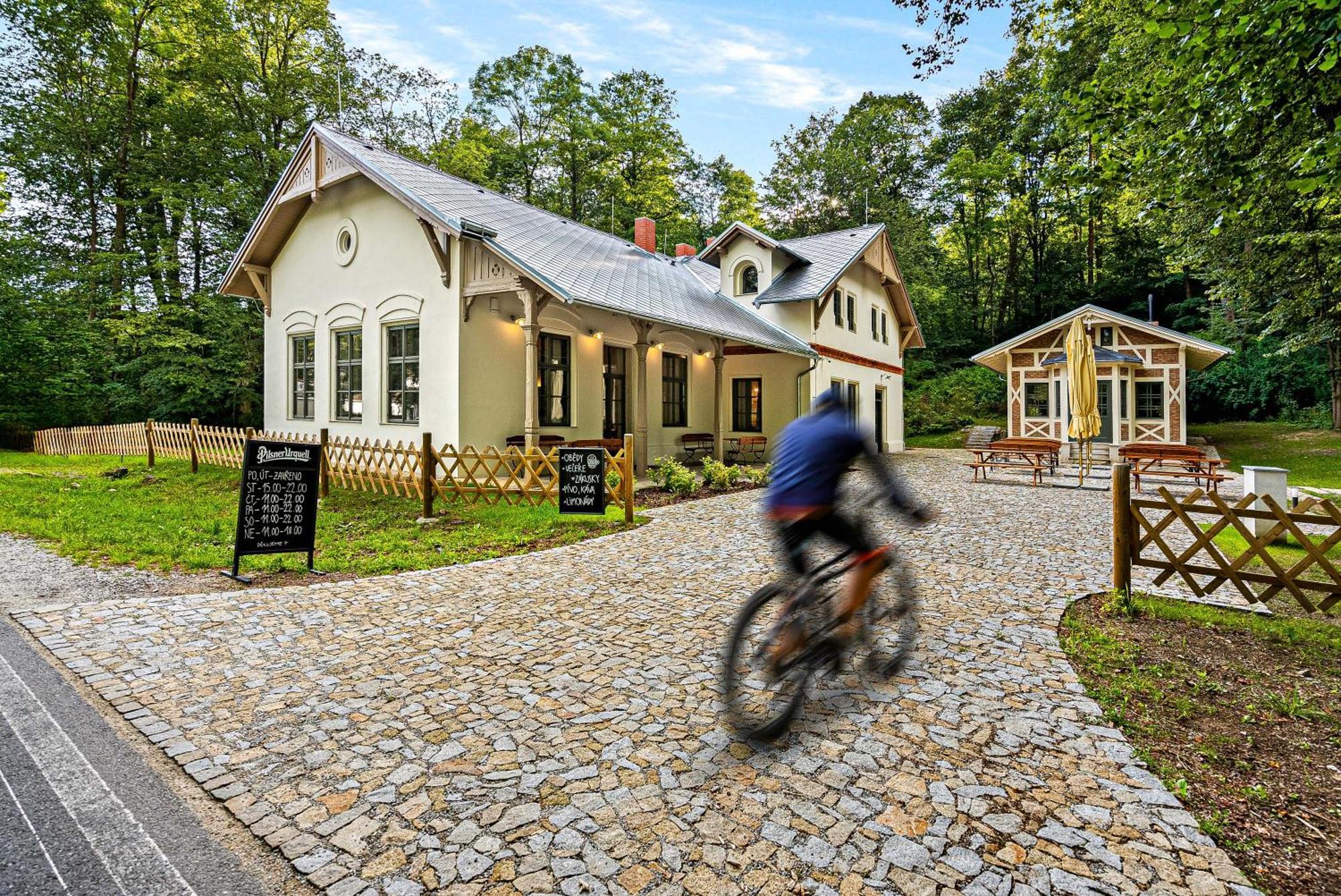 Vyletni Restaurace Rudolfov Otel Jindřichŭv Hradec Dış mekan fotoğraf